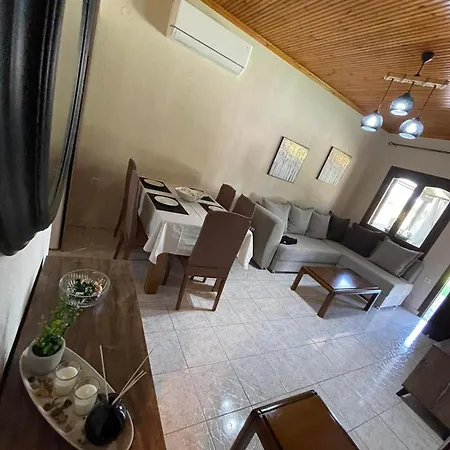 Sotiritsa's Luxury Semesterbostad