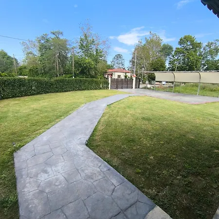 Semesterbostad Sotiritsa's Luxury Agiakampos (Volos)